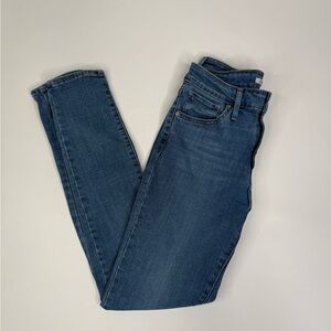 Levi’s Classic Blue Women's High Rise Skinny Jeans Size 28